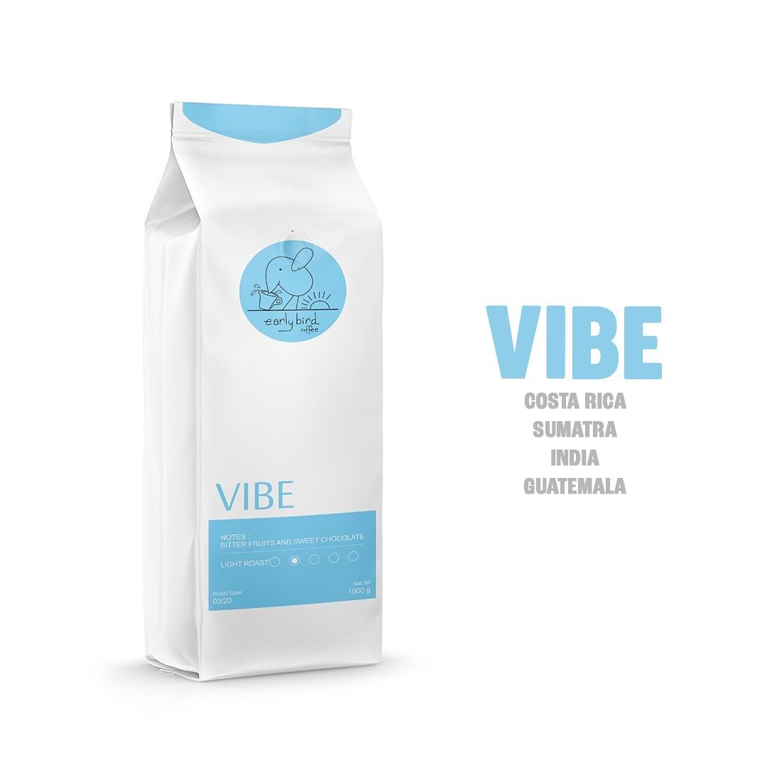 A white bag of Earlybird Vibe blend, listing its origins.