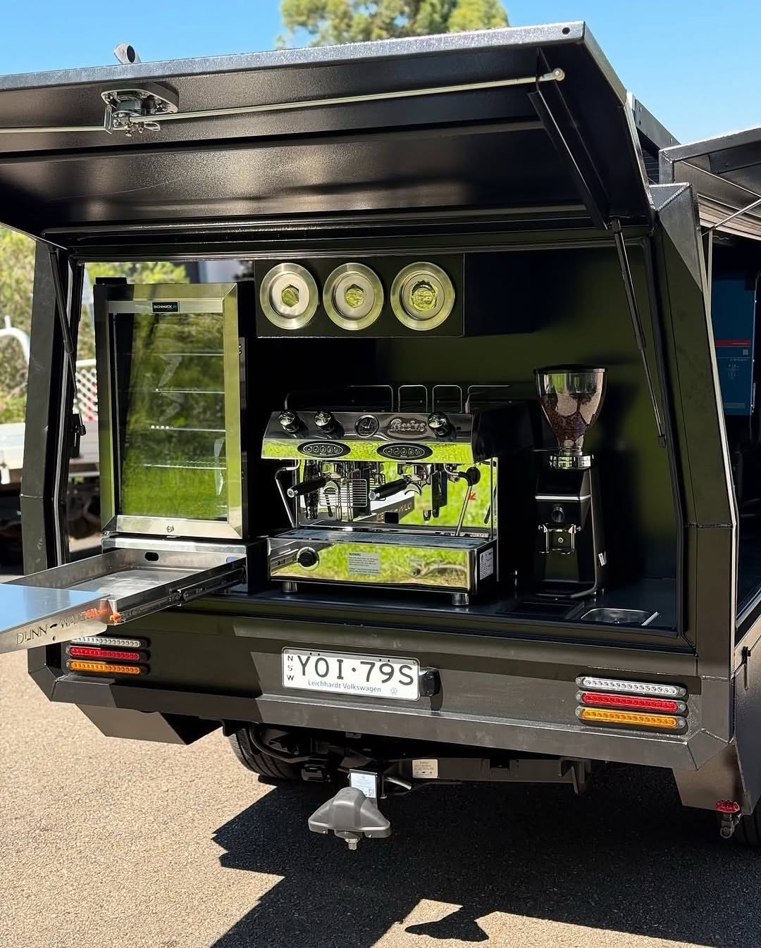 Black ute canopy, side profile, tray extended